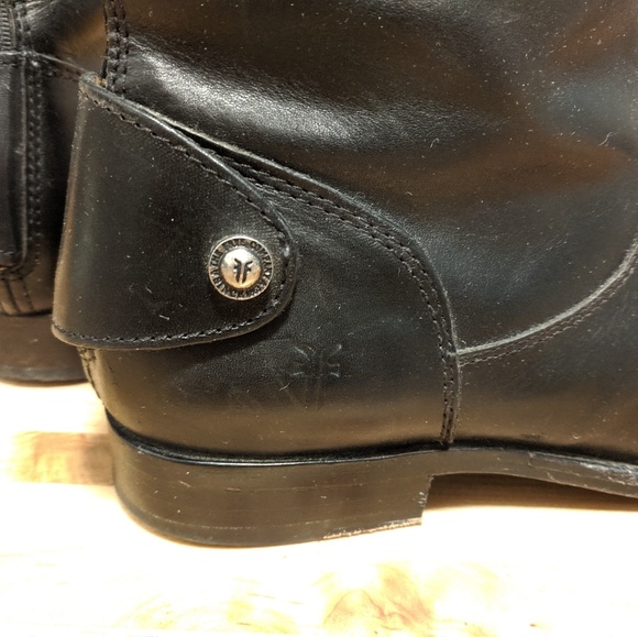 Frye Ankle Boots With Back Zip Size 8 - Picture 6 of 8